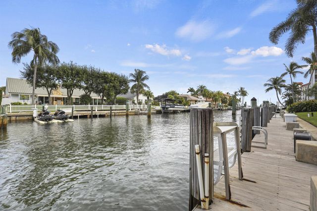 109 Paradise Harbour Boulevard 514 + Boat Slips 4 & 5, North Palm Beach, FL 33408