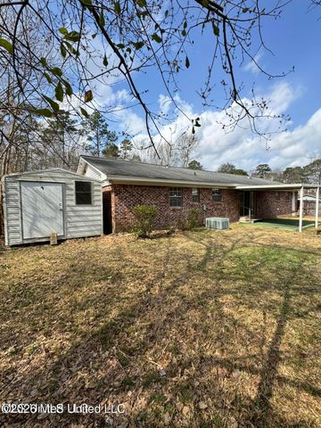 1209 N 32nd Avenue, Hattiesburg, MS 39401