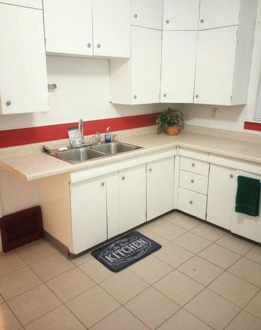 6720 31st AVENUE, Kenosha, WI 53142