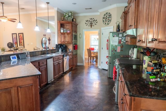 8814 Matt Daniels Lane, Benton, AR 72019