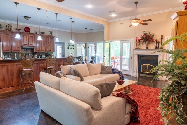 8814 Matt Daniels Lane, Benton, AR 72019