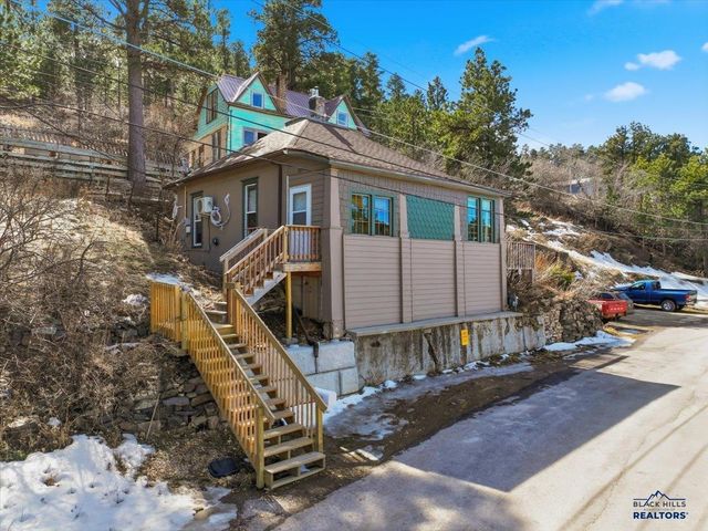 201 MCCLELLAN, Lead, SD 57754