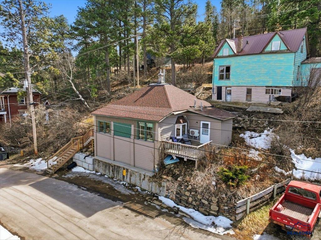 201 MCCLELLAN, Lead, SD 57754