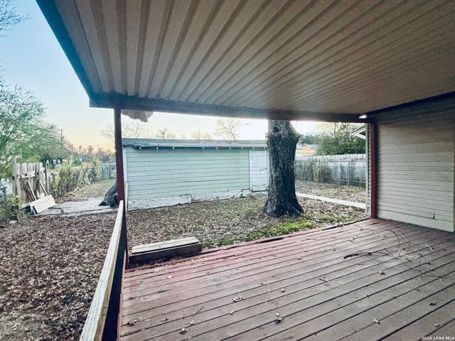 2610 W Ashby Place, San Antonio, TX 78201