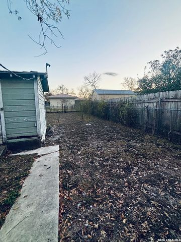 2610 W Ashby Place, San Antonio, TX 78201