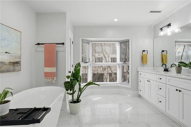 3475 Oak Valley NE Road 120, Atlanta, GA 30326