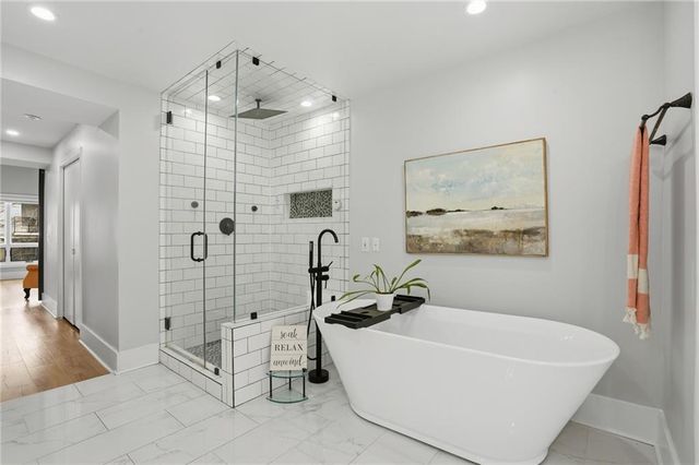 3475 Oak Valley NE Road 120, Atlanta, GA 30326