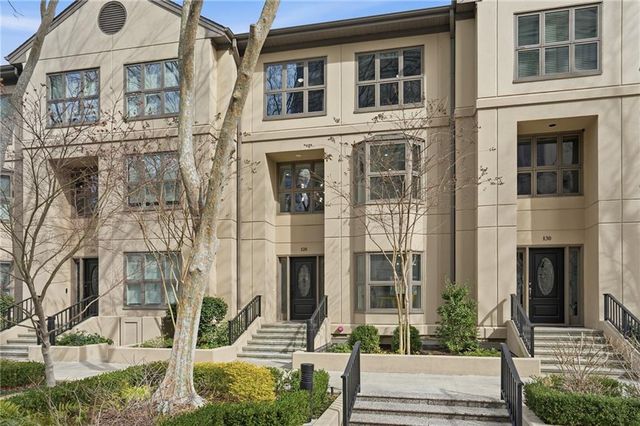 3475 Oak Valley NE Road 120, Atlanta, GA 30326