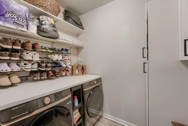 141 Marienfeld LN, Georgetown, TX 78626