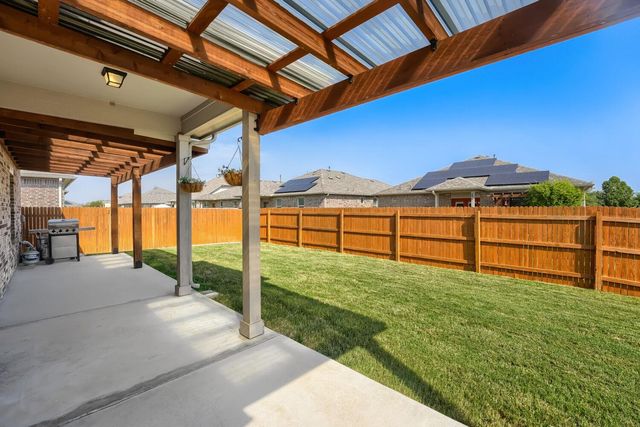 141 Marienfeld LN, Georgetown, TX 78626