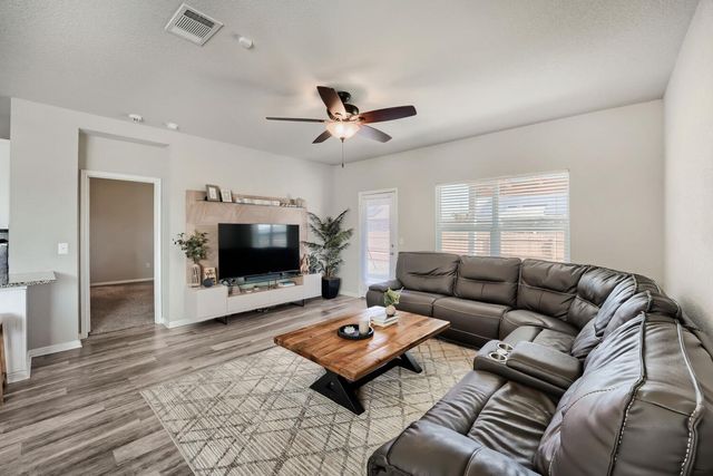 141 Marienfeld LN, Georgetown, TX 78626
