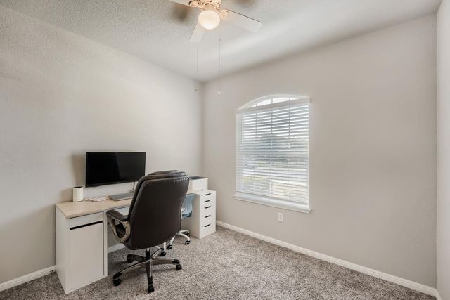 141 Marienfeld LN, Georgetown, TX 78626