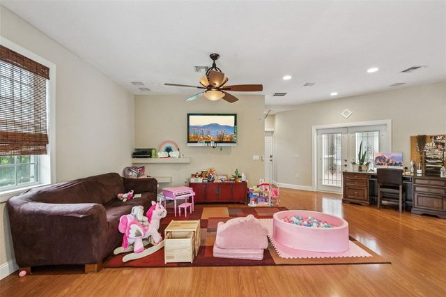 5825 LAKE LIZZIE DRIVE, St Cloud, FL 34771