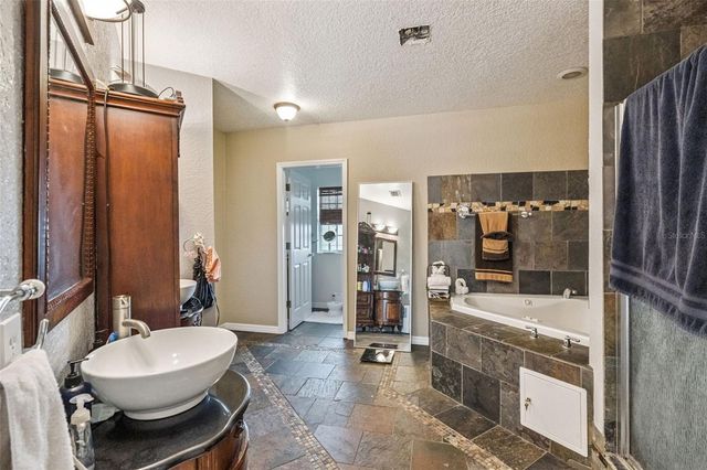 5825 LAKE LIZZIE DRIVE, St Cloud, FL 34771