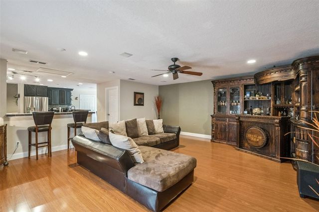 5825 LAKE LIZZIE DRIVE, St Cloud, FL 34771