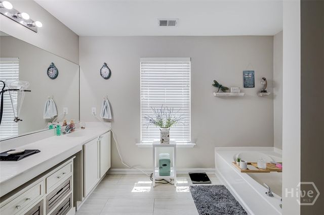 10 Central Park Way, Port Wentworth, GA 31407