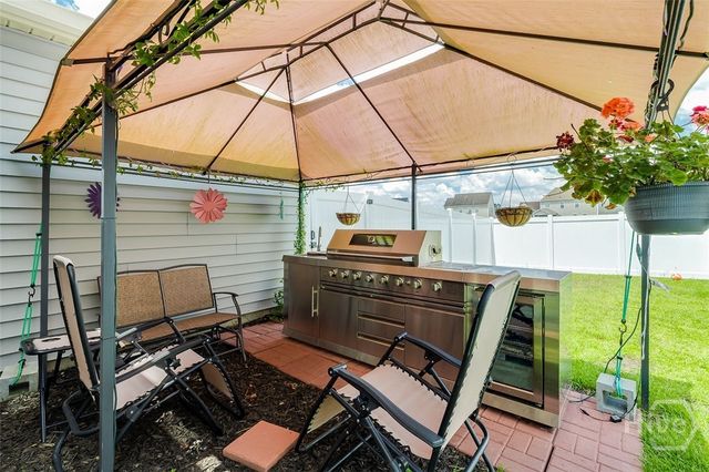 10 Central Park Way, Port Wentworth, GA 31407