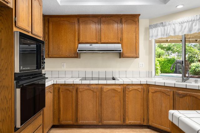 149 Winterstein Dr, Folsom, CA 95630