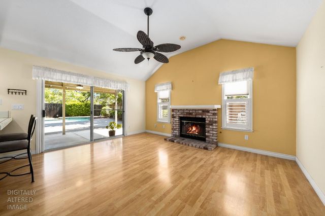 149 Winterstein Dr, Folsom, CA 95630