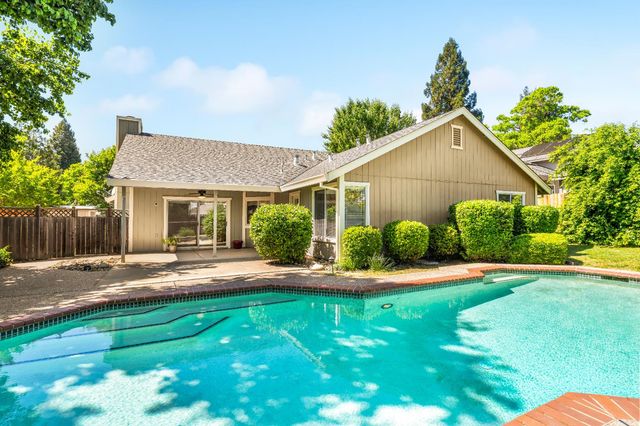 149 Winterstein Dr, Folsom, CA 95630