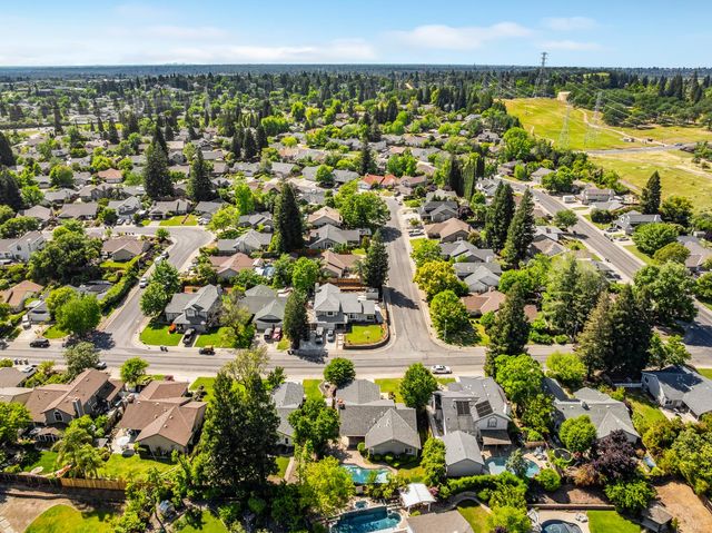 149 Winterstein Dr, Folsom, CA 95630