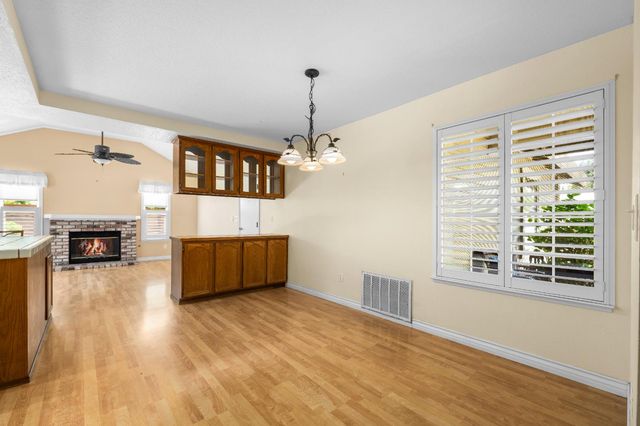 149 Winterstein Dr, Folsom, CA 95630