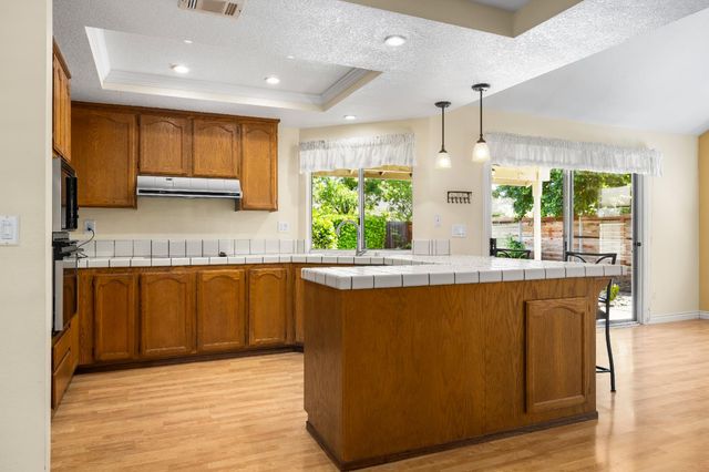 149 Winterstein Dr, Folsom, CA 95630