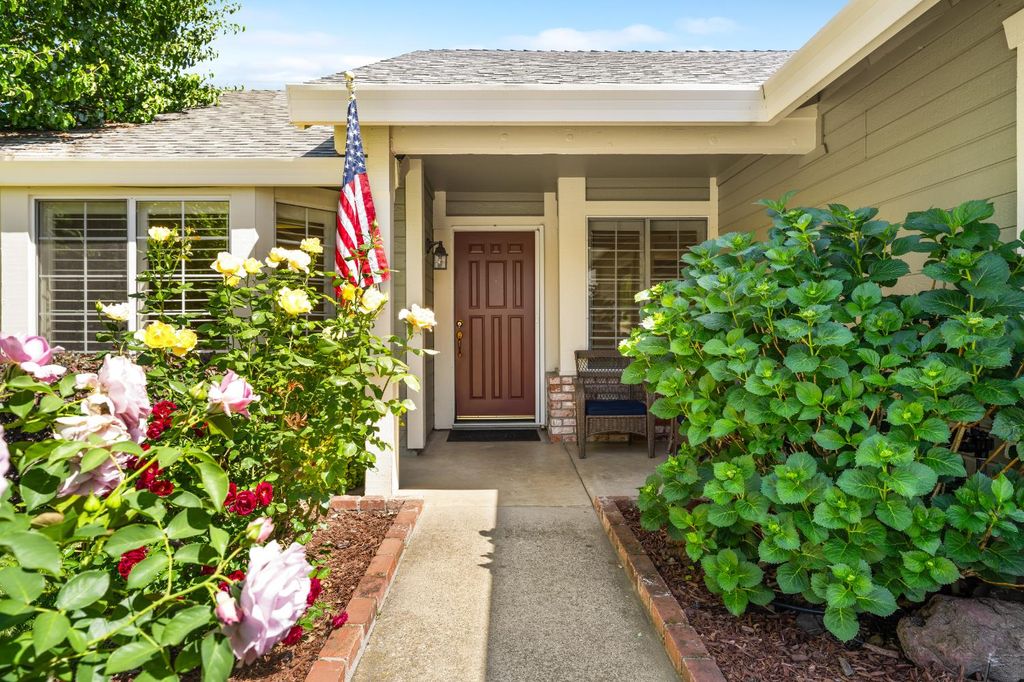 149 Winterstein Dr, Folsom, CA 95630