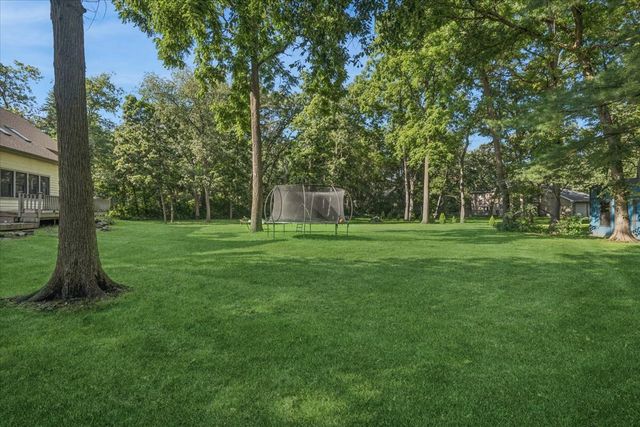 6008 Tomlinson Drive, Mchenry, IL 60050