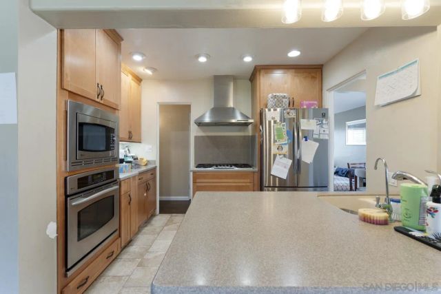 1537 Drexel Dr., Lemon Grove, CA 91945