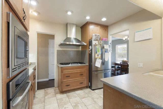 1537 Drexel Dr., Lemon Grove, CA 91945