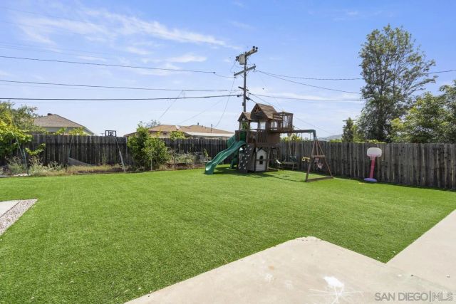 1537 Drexel Dr., Lemon Grove, CA 91945