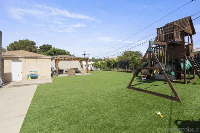 1537 Drexel Dr., Lemon Grove, CA 91945