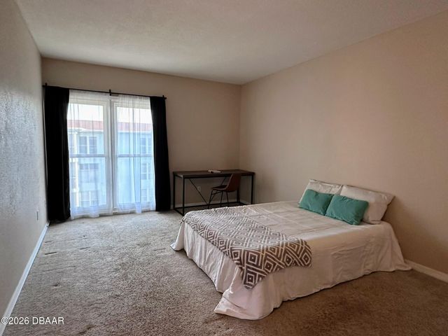 717 S Beach St Apt 311C, Daytona Beach, FL 32114