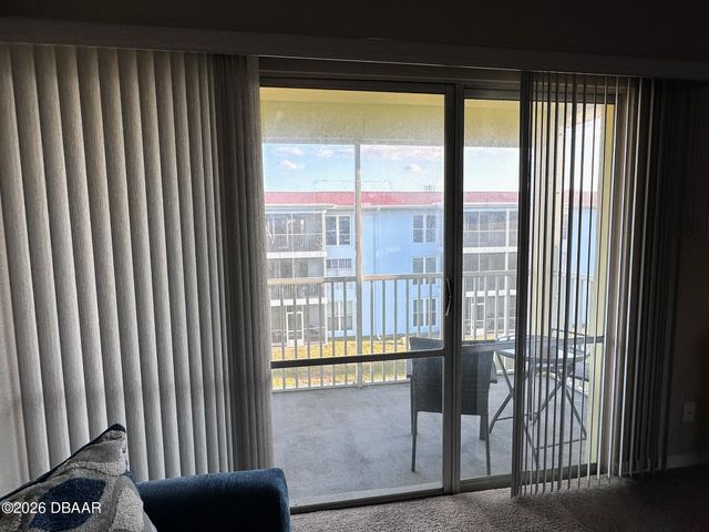 717 S Beach St Apt 311C, Daytona Beach, FL 32114