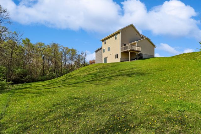 408 Ryan Circle NE, Mitchellville, IA 50169