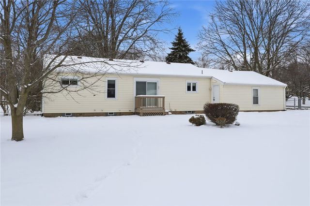 2010 Five Mile Line Road, Penfield, NY 14526