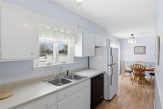 2010 Five Mile Line Road, Penfield, NY 14526