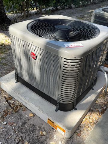 351 Club Cir 102, Boca Raton, FL 33487