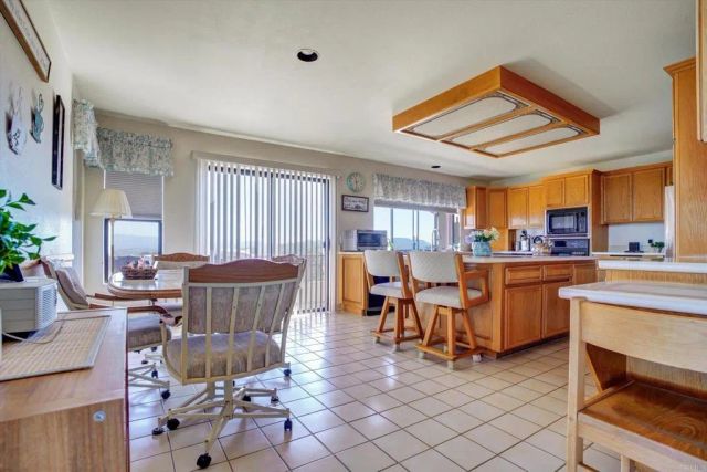 10549 Cerveza Drive, Escondido, CA 92026