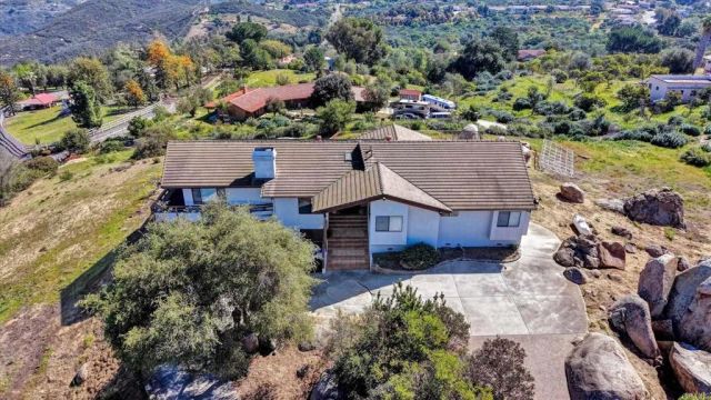 10549 Cerveza Drive, Escondido, CA 92026