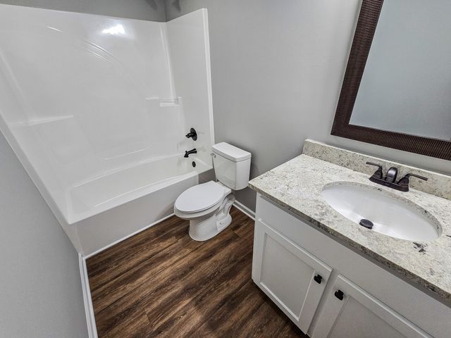 1521 Green Ln, Shelbyville, TN 37160