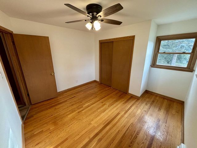 811 Meadowbrook DRIVE, West Bend, WI 53090