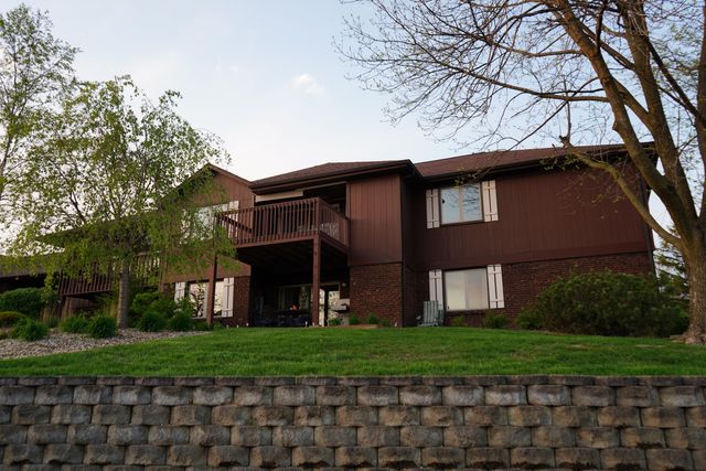 2545 E Lakeshore Drive A71, Crown Point, IN 46307