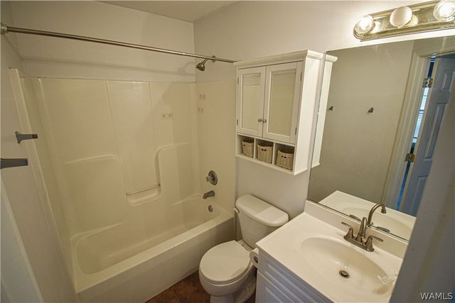 12686 Charles Taylors Rd, Vance, AL 35490