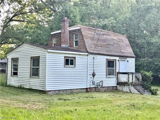 3275 Crestview Avenue, Warren, OH 44483