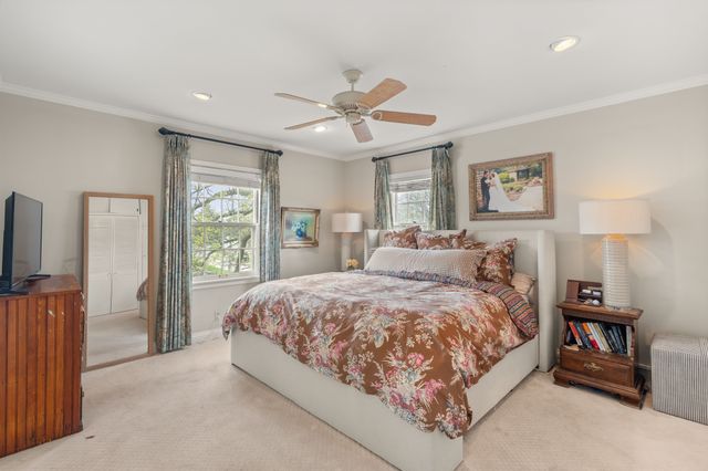 4917 Harwood Drive, Des Moines, IA 50312