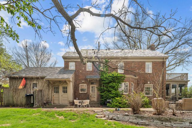 4917 Harwood Drive, Des Moines, IA 50312