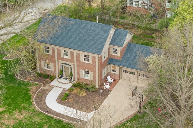 4917 Harwood Drive, Des Moines, IA 50312