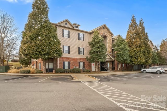 213 Appeldoorn Circle, Asheville, NC 28803